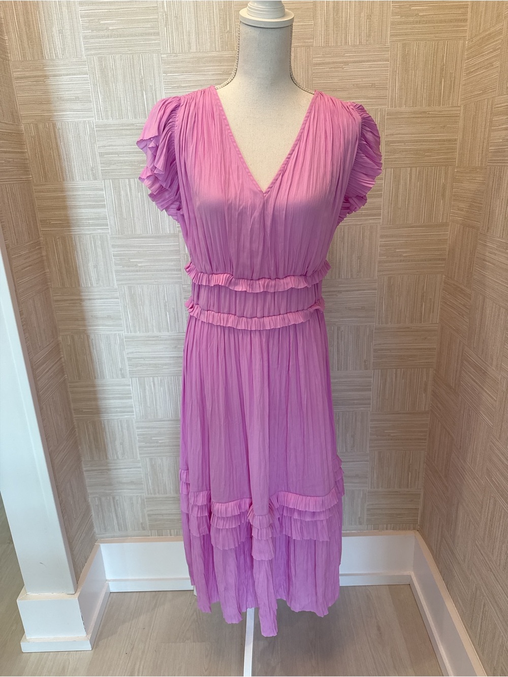 Current Air Nati Sayulita Pleated Maxi Dress in Pink, NWT Size M